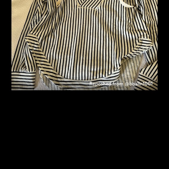 Anthropologie. NWT Wharfside Hooded Sweatshirt Mediu - Picture 6 of 6